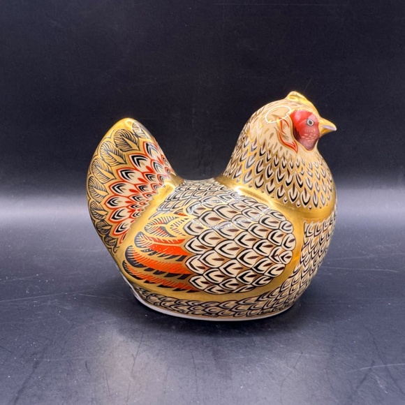 Royal Crown Derby "Farmyard Hen" limited edition paperweight no. 1424 of 5000. - Picture 6 of 12